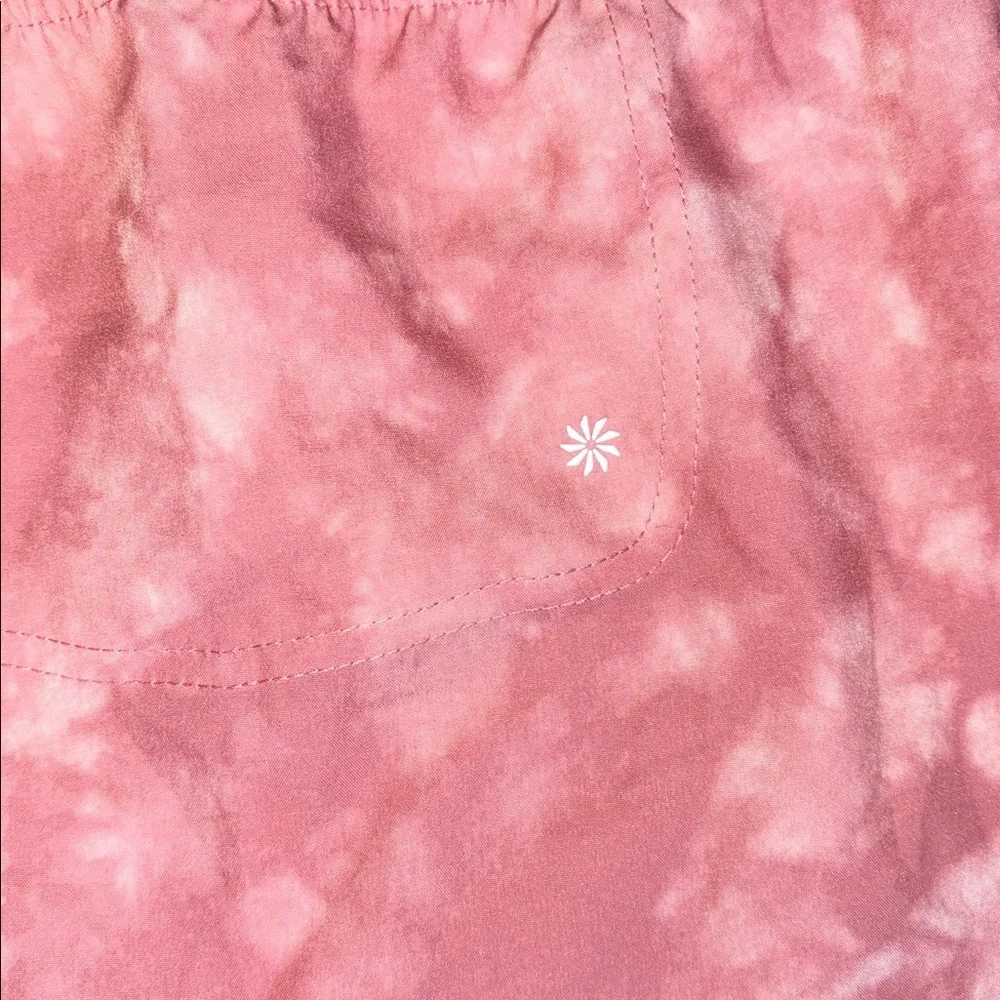 Athleta Made to Move Gaiter Face Covering size M/L Pink Tie Dye